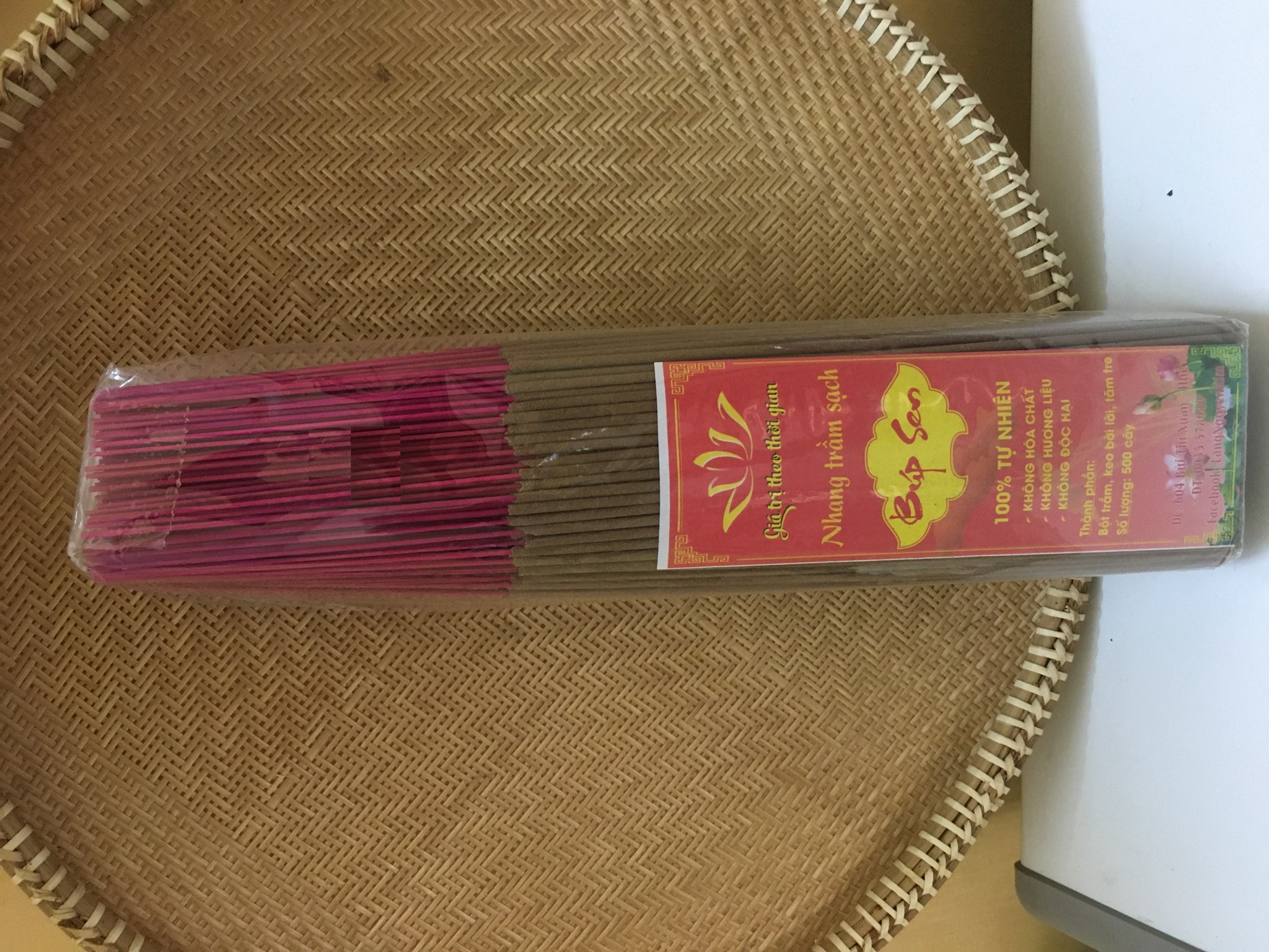 Ảnh của Nhang trầm thơm nhẹ 121 (bó 500 cây)