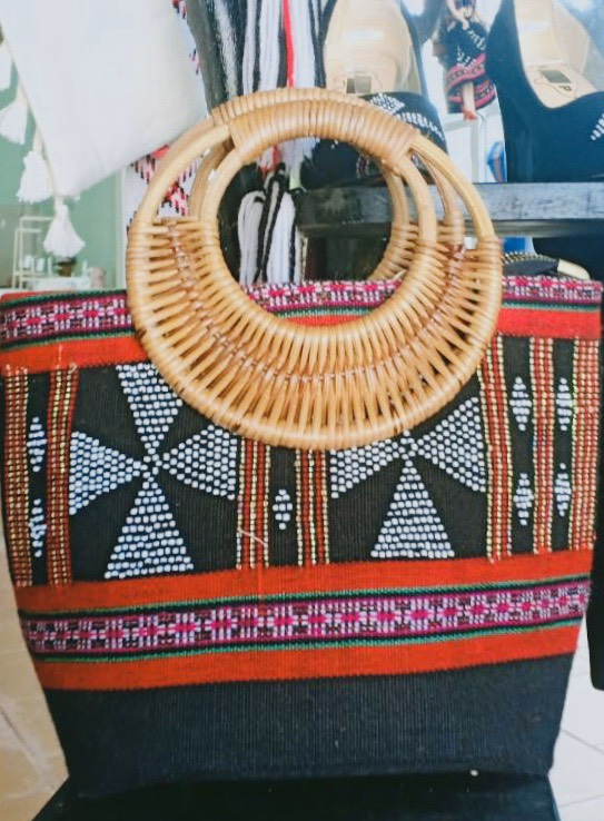 Ảnh của Giỏ thổ cẩm