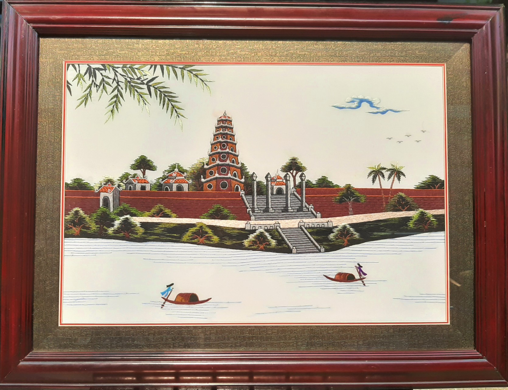 Ảnh của Tranh thêu Chùa Linh Mụ (55cm x 75cm)