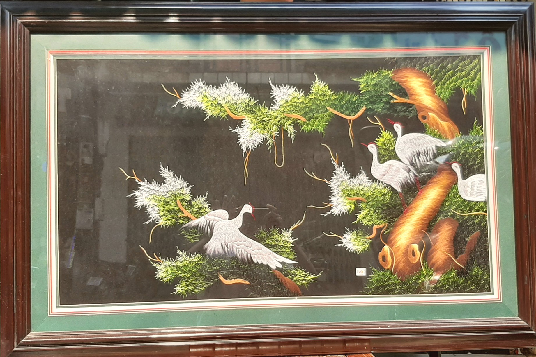 Ảnh của Tranh thêu Tùng Hạc (75cm x 115cm)