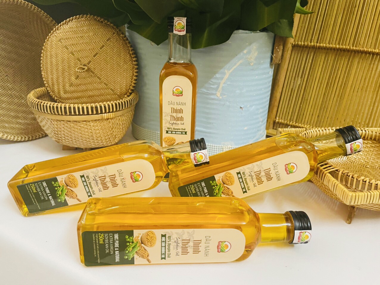 Ảnh của Dầu Đậu Nành Quảng Trị (250ml)