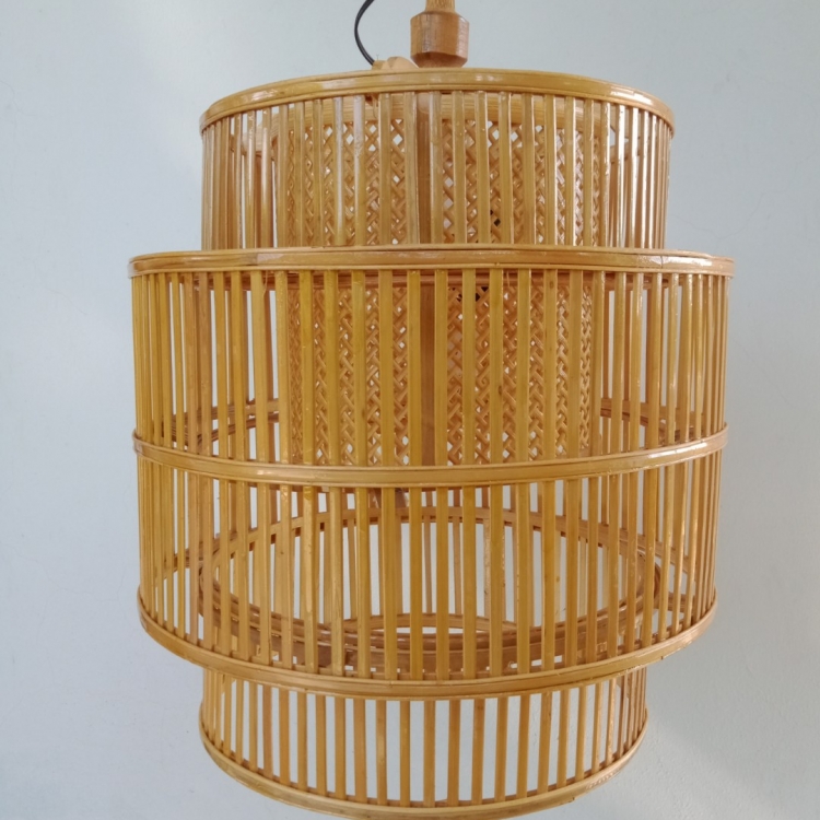 Ảnh của Đèn Ba Tầng Bao La