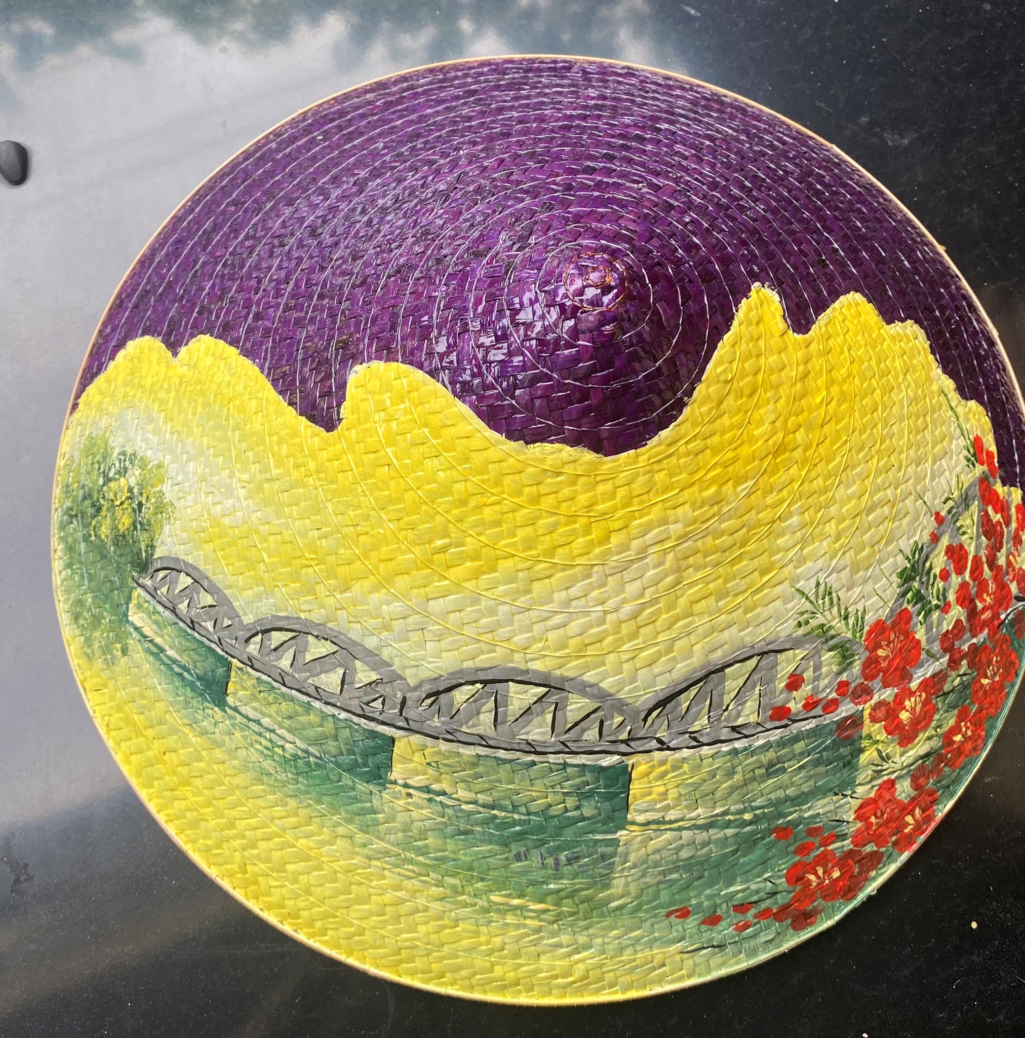 Ảnh của Nón Cỏ Bàng Hình Cầu Trường Tiền