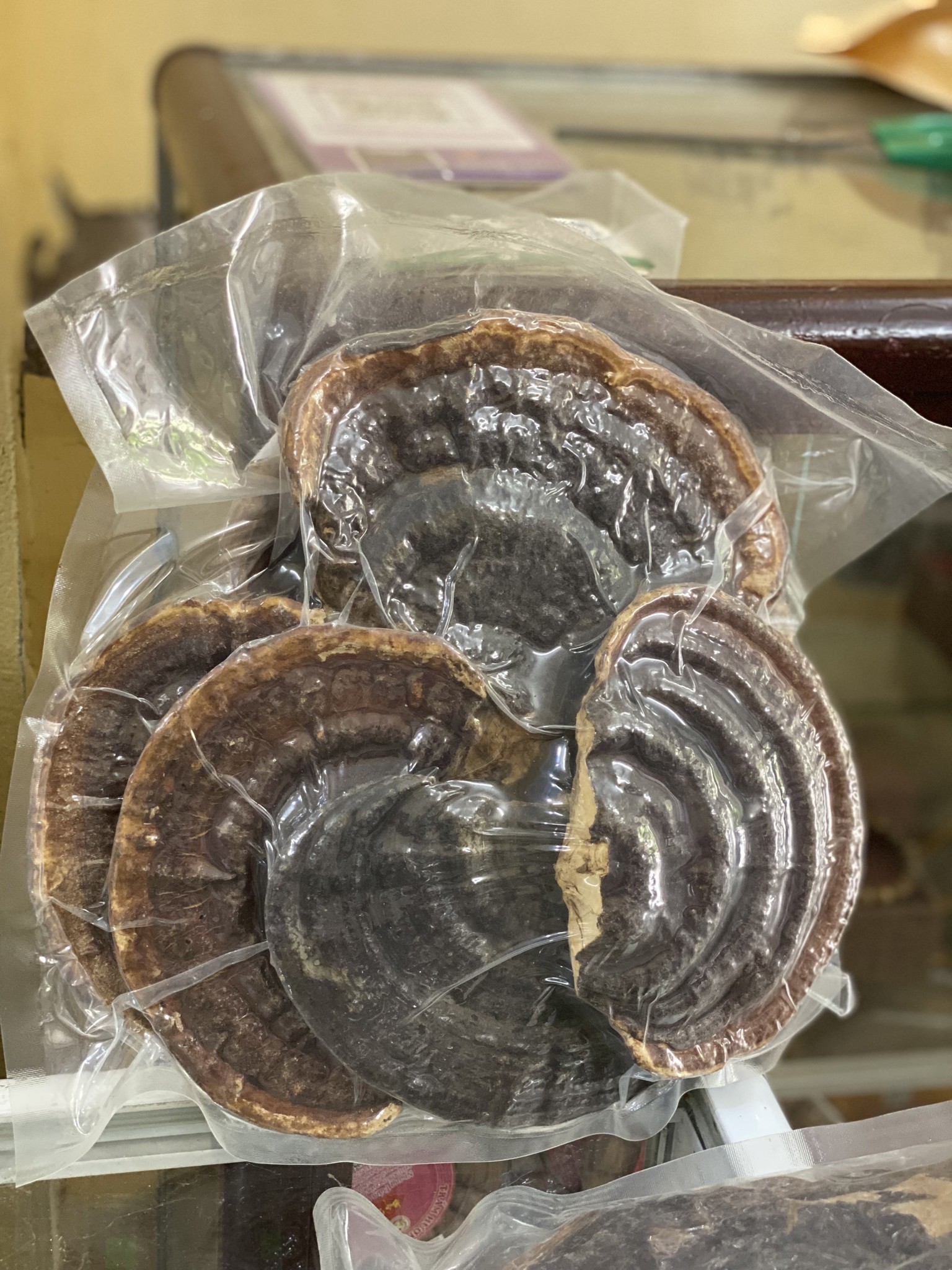 Ảnh của Nấm Linh Chi Rừng A Lưới nguyên tấm (túi)