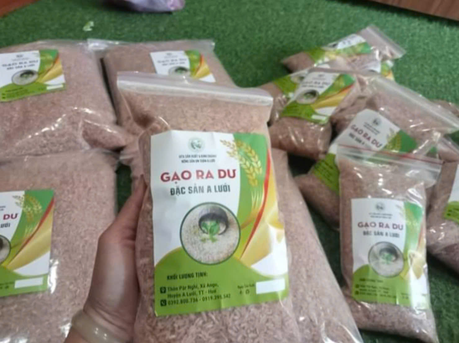 Ảnh của Gạo ra dư rẫy A Lưới (kg)