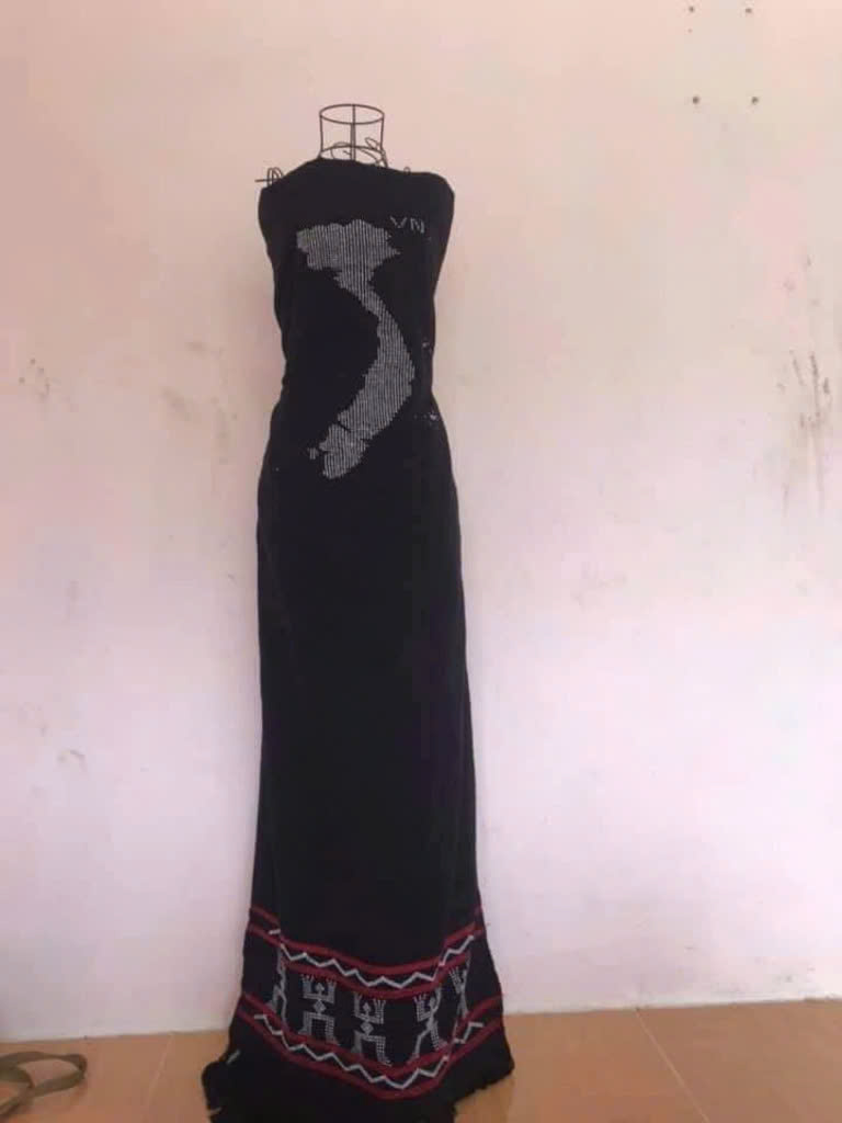 Ảnh của Vải áo dài thổ cẩm AzaKooh