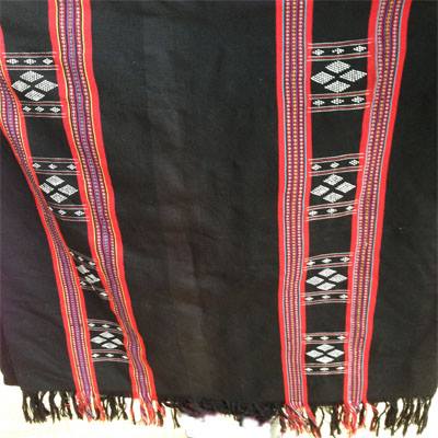 Ảnh của Vải thổ cẩm Dzèng A Lưới, Huế (70cm x 1.5m)