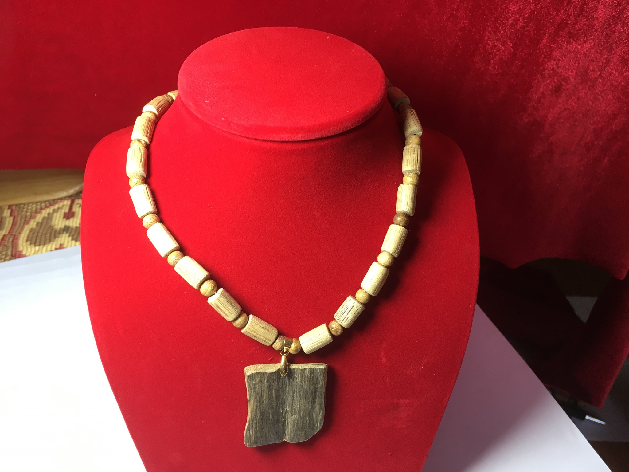 Ảnh của Dây cổ nữ khúc vàng tự nhiên